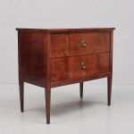 1219 1496 CHEST OF DRAWERS